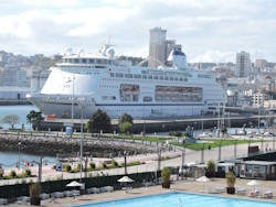 Columbus in La Coruna, Es